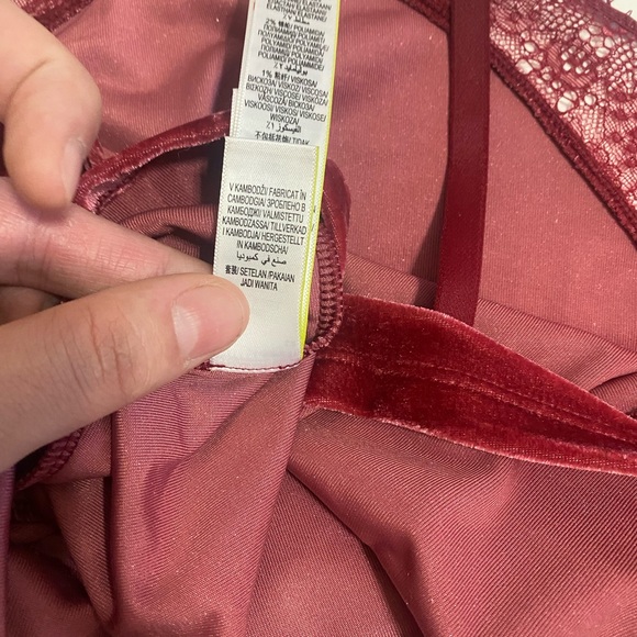 NWT M&S Red Velvet Lace Tank Top - Picture 8 of 8